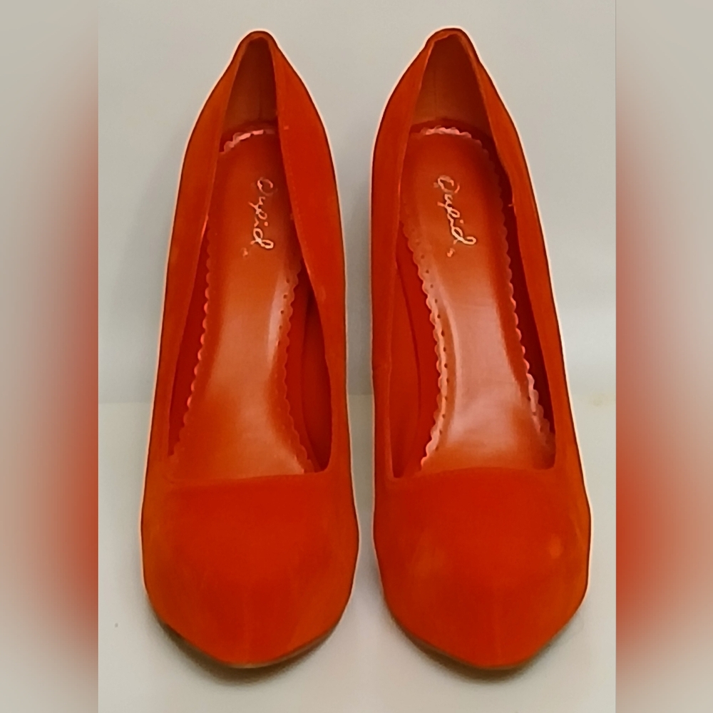 Cupid Women's High Heel Classic Platform Stiletto, Pumps. Size 8.5.